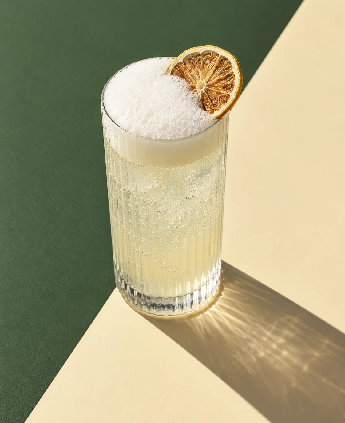 Gin Fizz with an aquafaba foam head